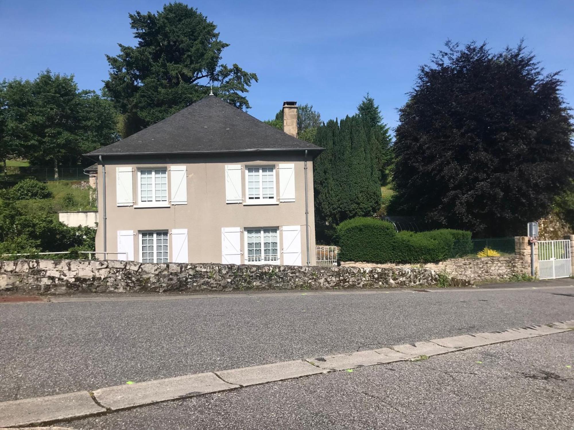 Le Clos Du 10 Treignac エクステリア 写真